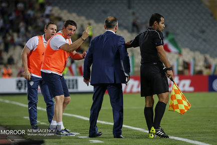 دیدار تیم های ملی فوتبال ایران و ازبکستان