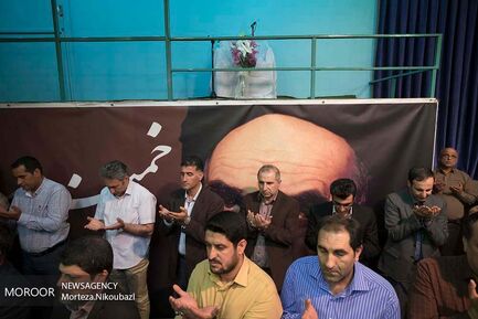 حضور، حسن خمینی، نوه بنیانگذار جمهوری اسلامی ایران و وزیر ارتباطات آقای محمدجواد آذری جهرمی در حسینیه جماران