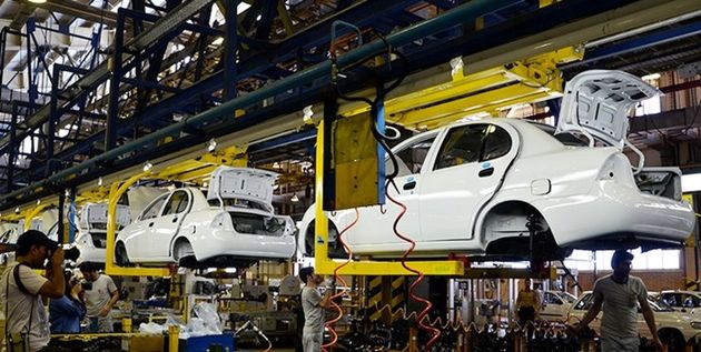 خودروسازان برای افزایش قیمت در پاییز مجوز گرفتند