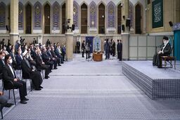 جمعی از نخبگان جوان و استعدادهای برتر علمی با رهبر معظم انقلاب دیدار کردند