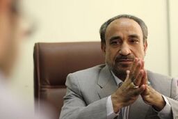 احزاب و سیاسیون شنیدن صدای مخالف را تمرین کنند