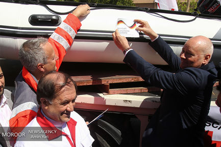 تحویل رسمی محموله بشر دوستانه صلیب سرخ آلمان