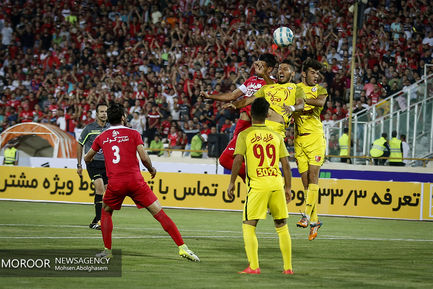 سوپر جام فوتبال دیدار تیم های پرسپولیس و نفت