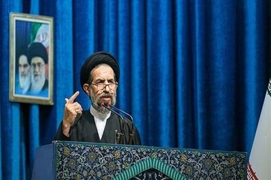 ما با سخنان و کلمات خود مورد قضاوت مردم قرار می‌گیریم