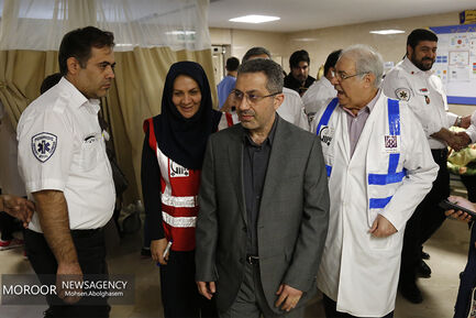 مصدومان حادثه واژگونی اتوبوس حامل زائران ایرانی