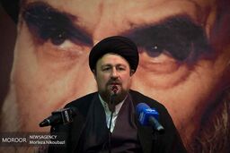 صدور انقلاب به معنای صدور اسلحه نبود