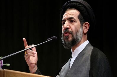 برگزاری محافل در فضاهای عمومی و سرباز بر شکوه و عظمت عزاداری حسینی افزوده است