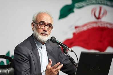وقتی صادرات کاهش و واردات بی‌رویه افزایش یافته، بدیهی است اقتصاد مقاومتی پیاده نشد
