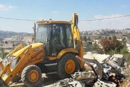 اشغالگران صهیونیست با انهدام یک ساختمان 30 فلسطینی را آواره کردند