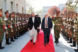 مشاور امنیت ملی امریکا برای بررسی طرح پیشنهادی «نیکلسون» به کابل سفر کرده است