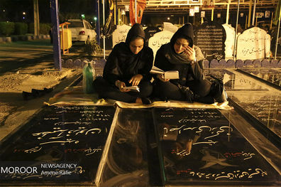 شب بیست و یکم ماه مبارک رمضان در جوار شهدای مدافع حرم اهواز