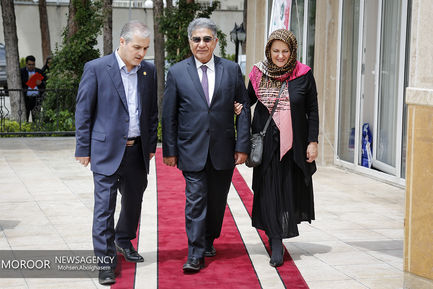 تجلیل از هنرمندان پیشکسوت متولد اردیبهشت ماه و خردادماه