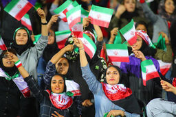 ۵ ورزشگاه مجوز حضور بانوان را گرفتند