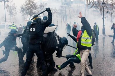فرانسه دم از حقوق‌ بشر نزند