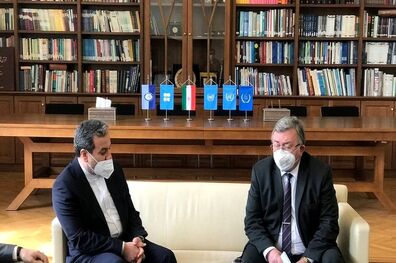 دیدار و رایزنی رئیس هیات مذاکره‌کننده روسیه با عراقچی