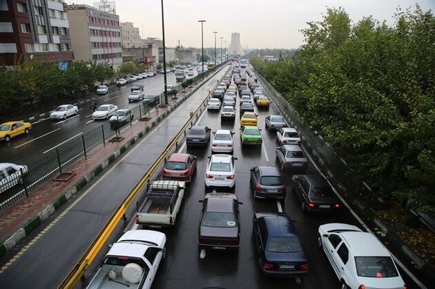هشدار به رانندگان، بارش باران در محور 14 استان/ تردد در جاده‌های کشور روان است