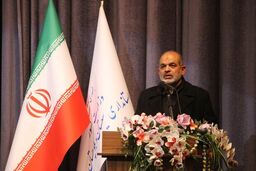 مجموعه انقلابی جای مسئول ناکارآمد نیست