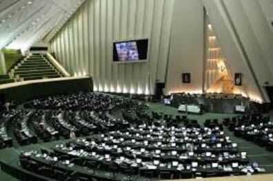 مبارزه با قاچاق کالا و ارز محور جلسه غیر علنی یکشنبه آینده مجلس