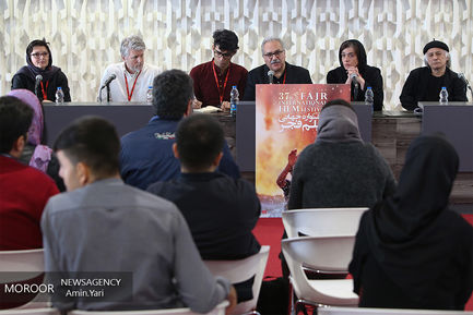 نشست خبری داوران سی و هفتمین جشنواره بین المللی فیلم فجر