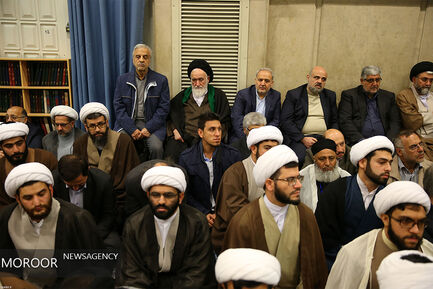 دیدار مسئولان نظام و میهمانان کنفرانس وحدت اسلامی‌ با مقام معظم رهبری